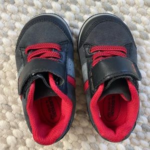 Surprize by Stride Rite size 4 First walking shoes